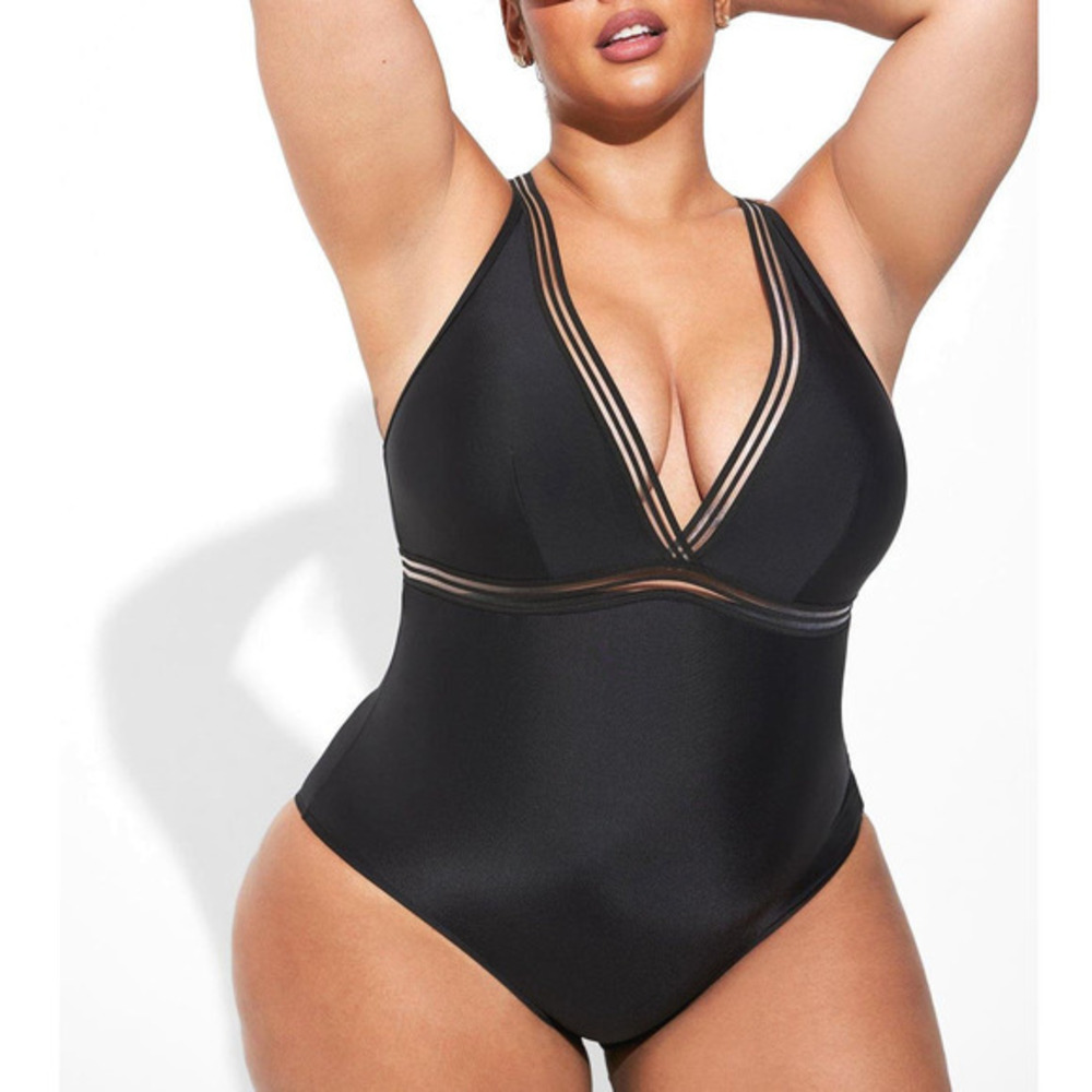 New Torrid Plus Size 6‎ Black Mesh Trim Busty Padded One Piece Wireless Swimsuit